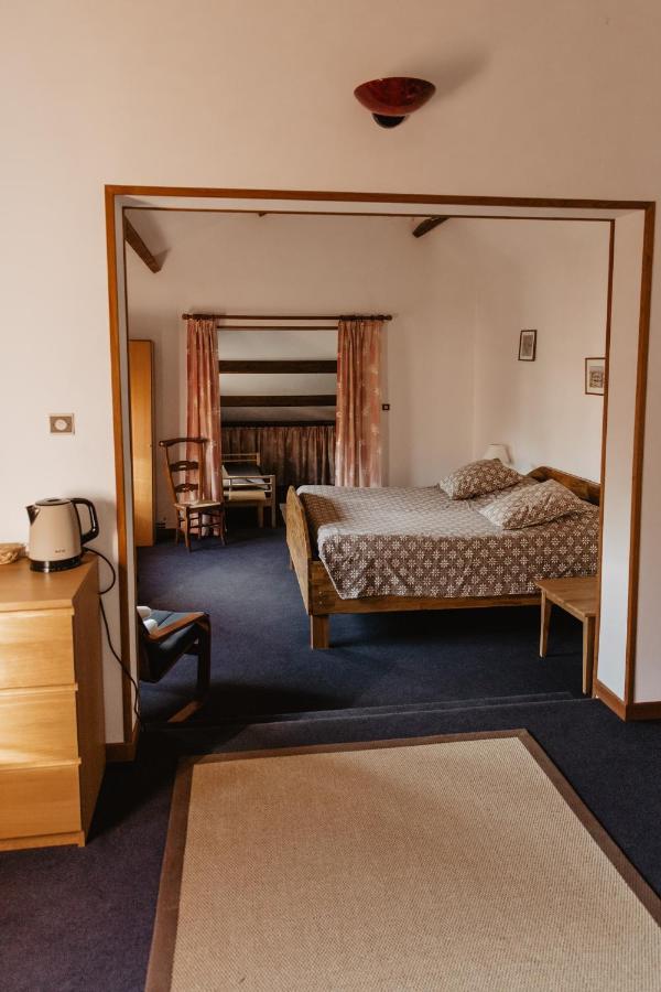 Hotel Les Charmilles De Mormal Landrecies Zewnętrze zdjęcie